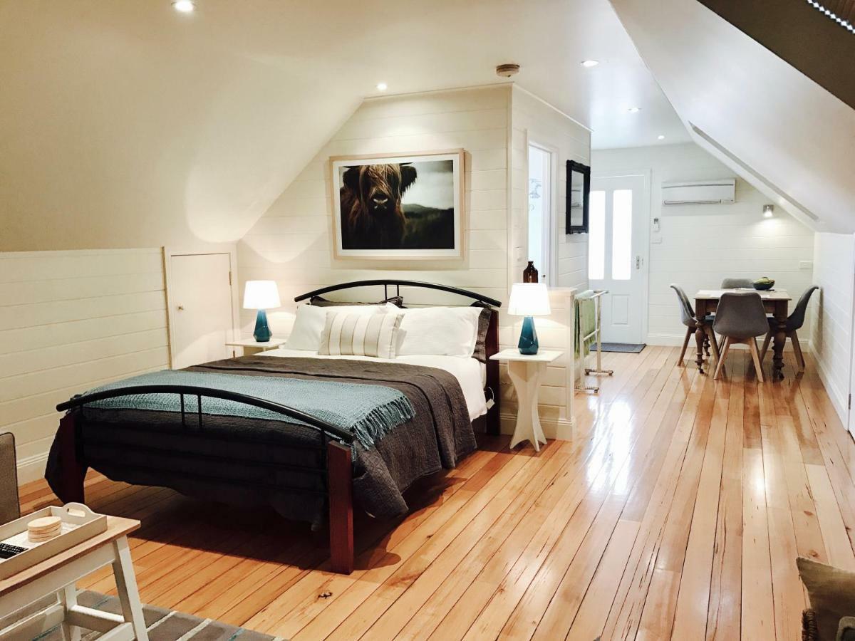 Loft Over The Vines リッチモンド エクステリア 写真